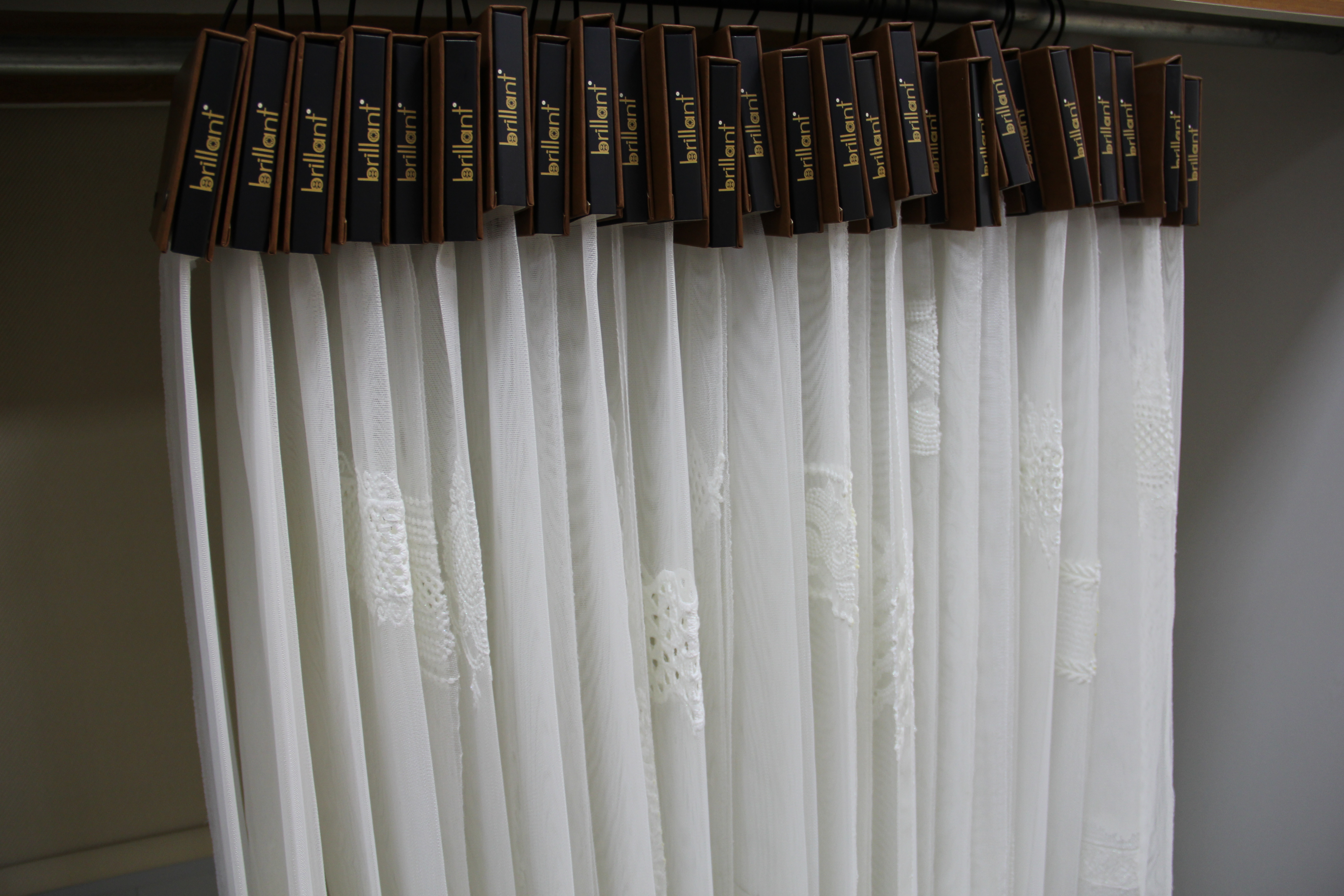 Brillant Brode Kartela seti